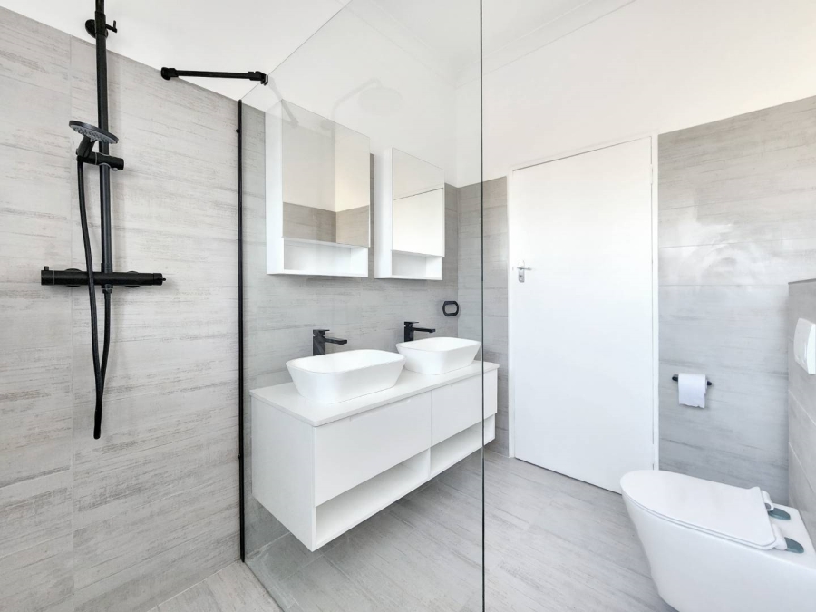 To Let 2 Bedroom Property for Rent in Rondebosch Western Cape